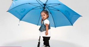 World's shortest woman and a girl lady in the World 2014 Best Website Strange 2014 Guinness World Records 2014 youm misr