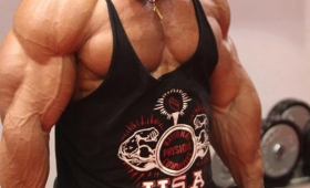 Roelly Winklaar Biography 2015 muscle supplements